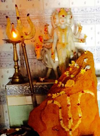 Dattatreya statue 