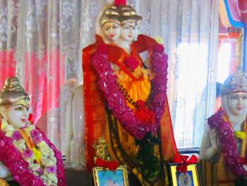 Statues of Dattatreya incarnations